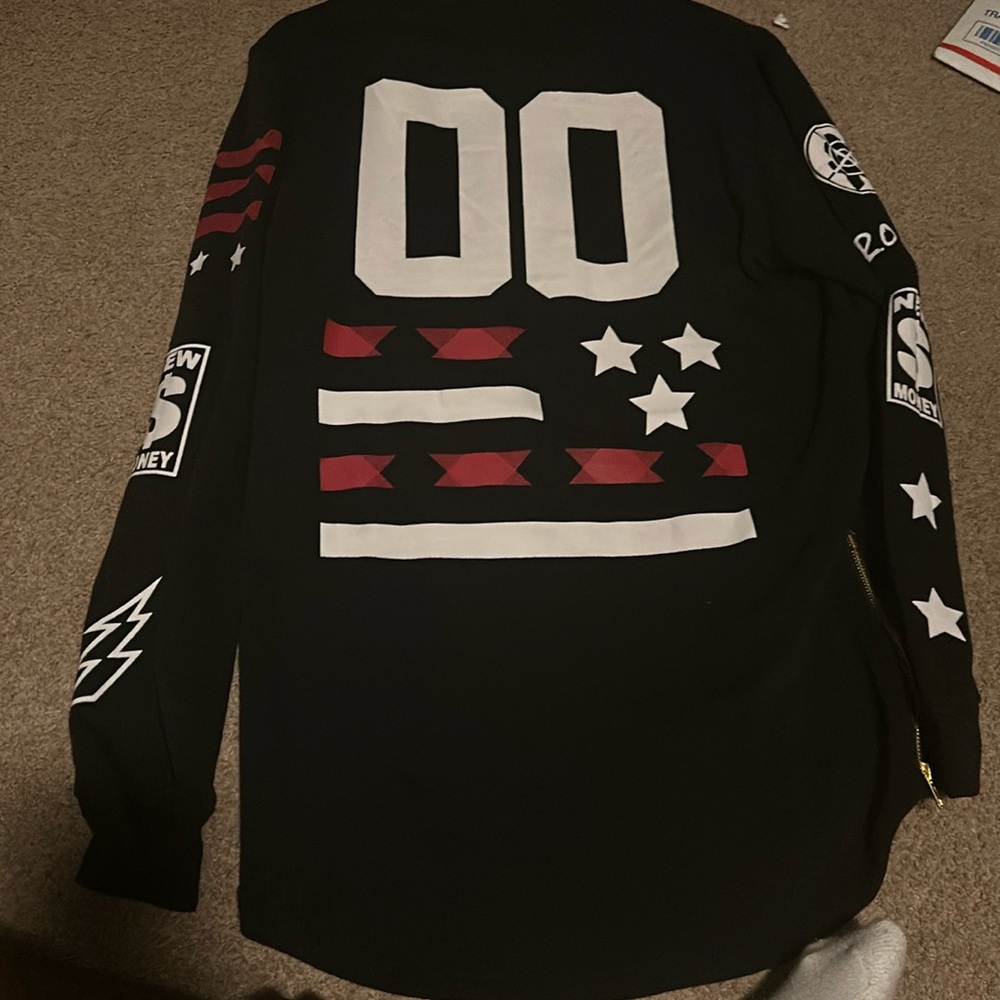 Shirt I never worn